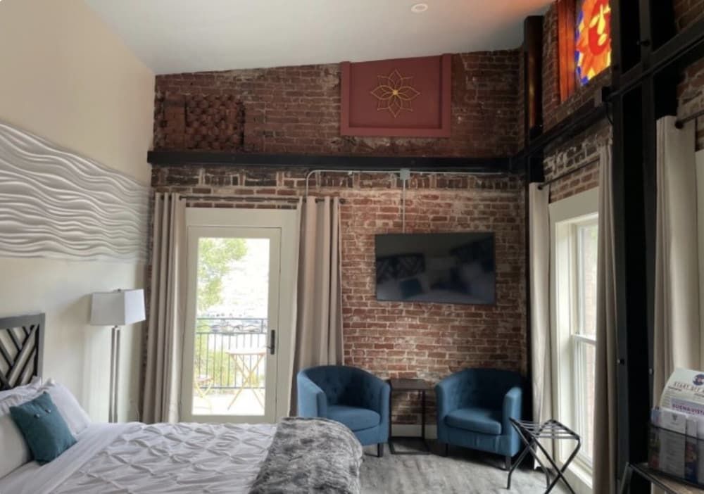 Manhattan Hotel Salida Panoramic Quadruple Room 15