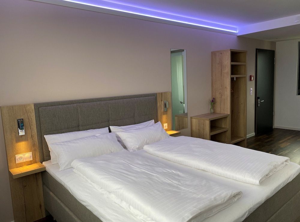 Hotel B4 Comfort Double Room 4