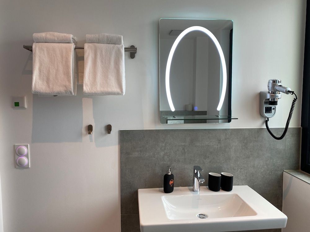 Hotel B4 Comfort Double Room 11