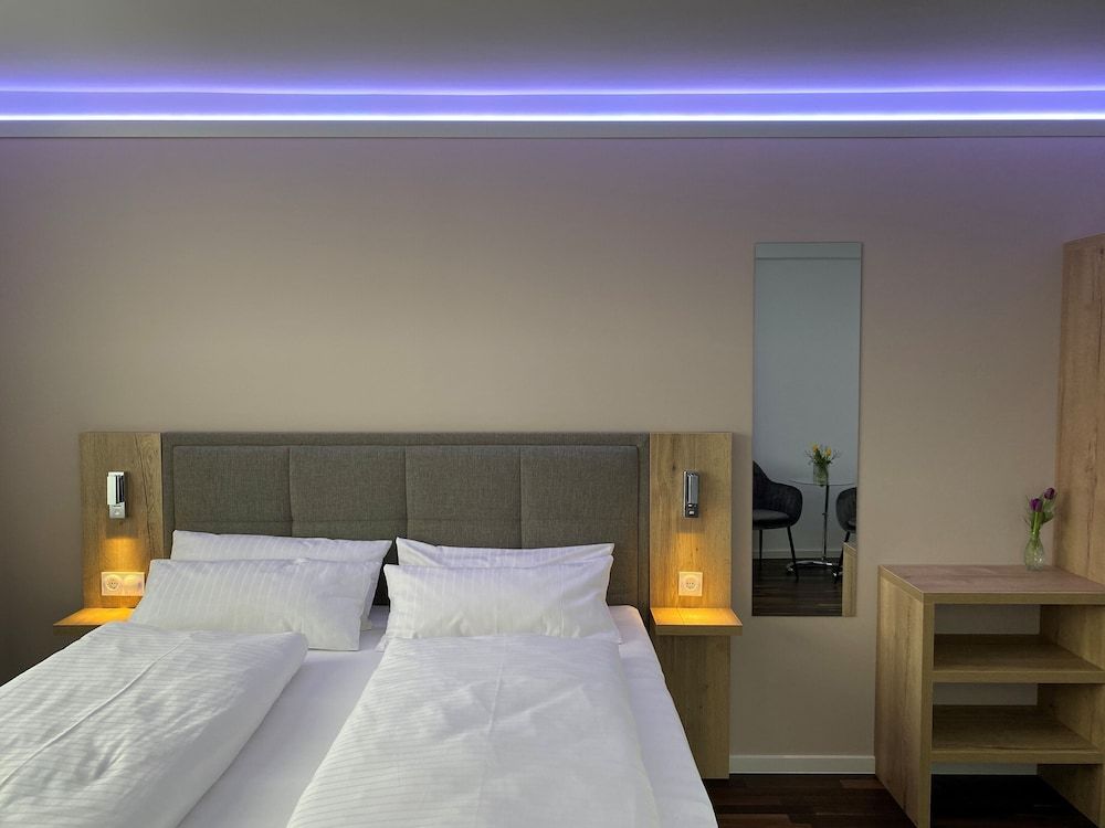 Hotel B4 Comfort Double Room 3