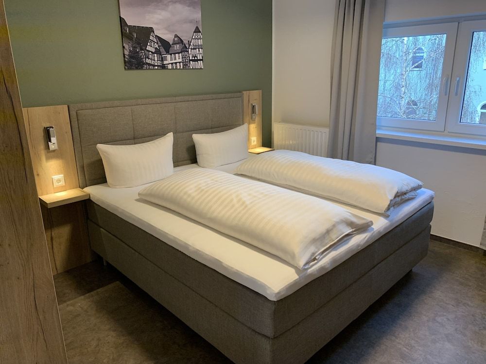 Hotel B4 Standard Single Room 2