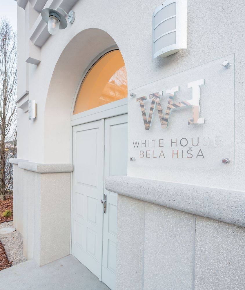 undefined WH Apartments 6