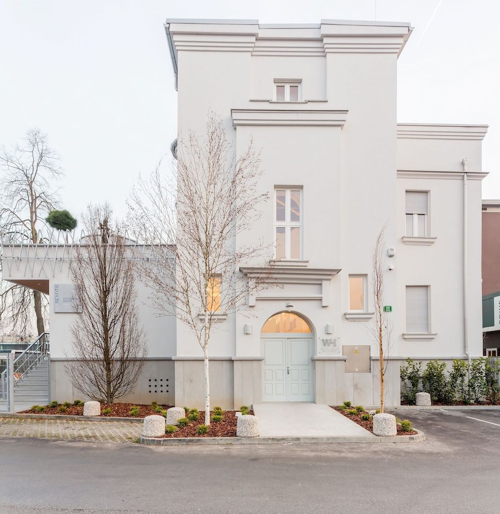 undefined WH Apartments 8