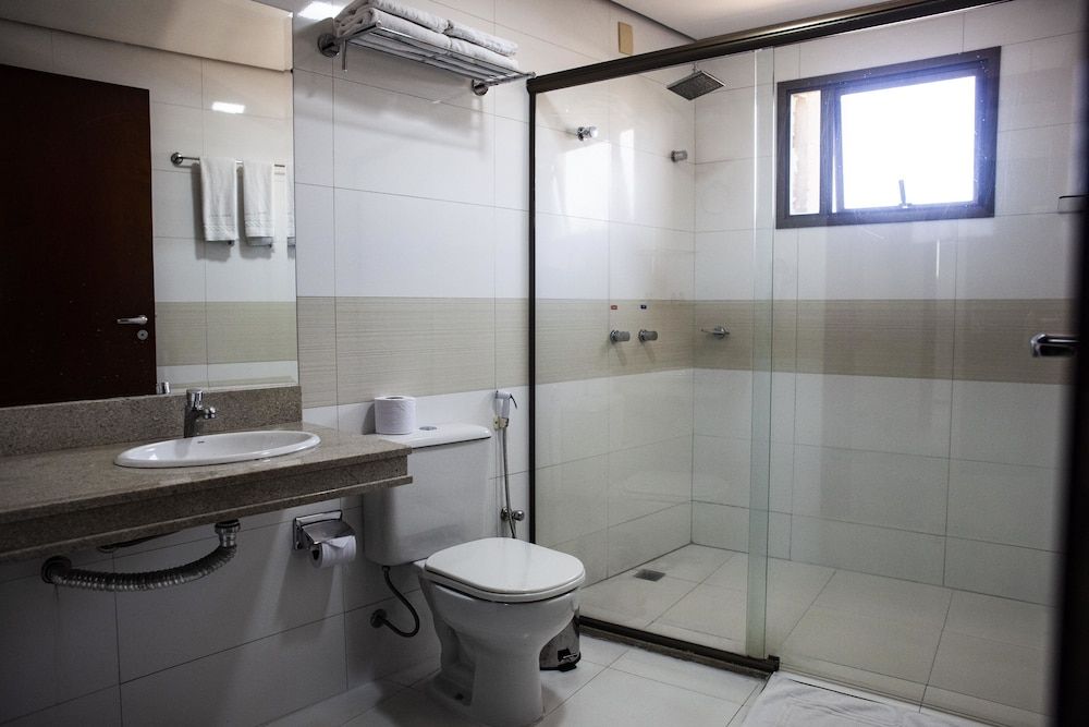 Hotel D'luca Executive Twin Room 5