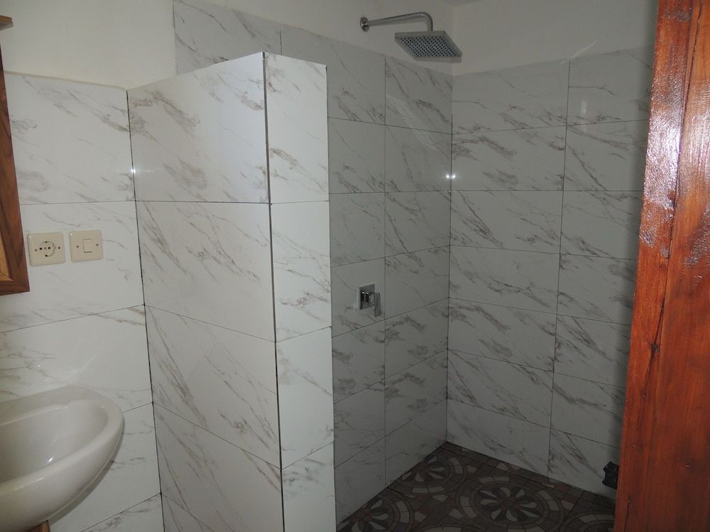 World BnB Standard Double Room 3