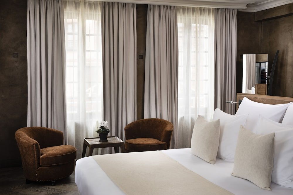 Hôtel Saint-Delis - Relais & Châteaux Junior Suite, Jetted Tub 2