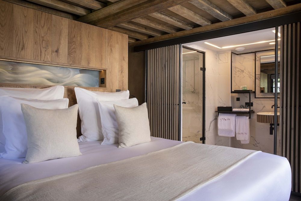 Hôtel Saint-Delis - Relais & Châteaux Classic Double Room 2