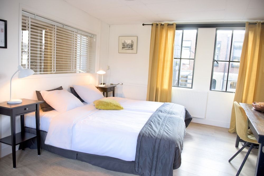 Hotel et le Café de Paris Standard Room, Annex Building 2