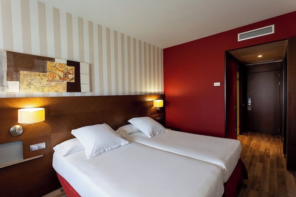 Sercotel Las Artes Pinto Standard Room, 2 Twin Beds 3