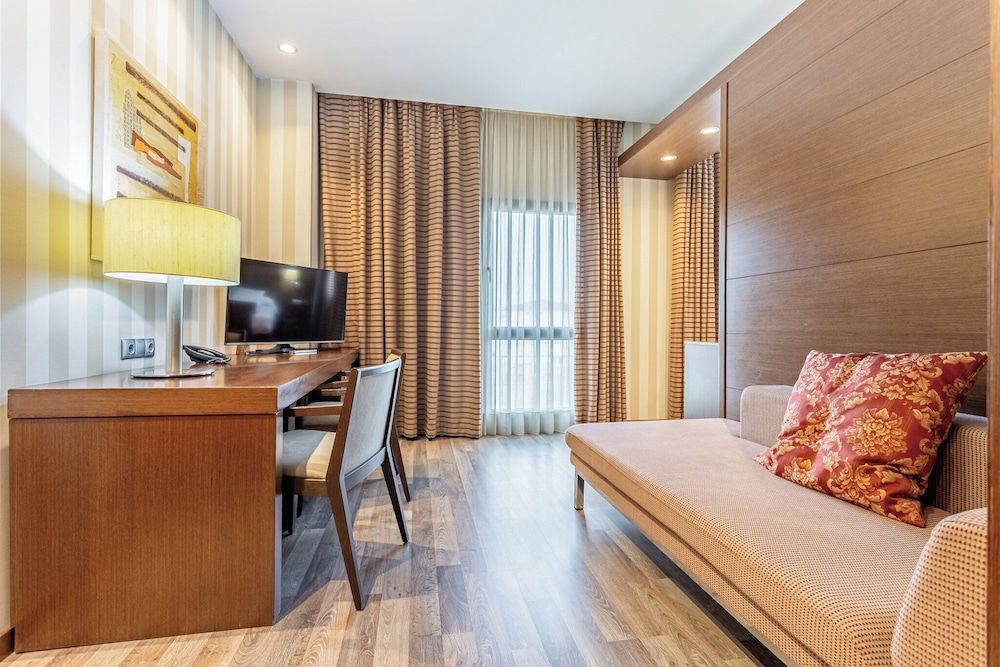 Sercotel Las Artes Pinto Standard Room, 1 Double Bed 2