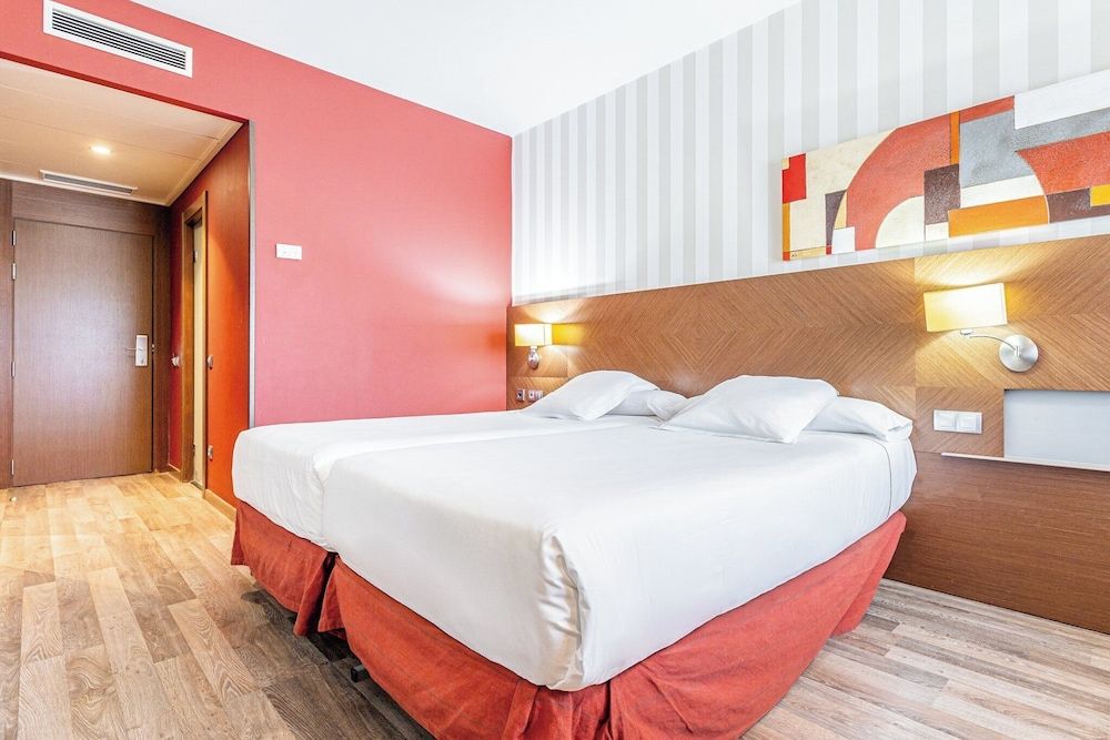 Sercotel Las Artes Pinto Standard Room, 2 Twin Beds 4