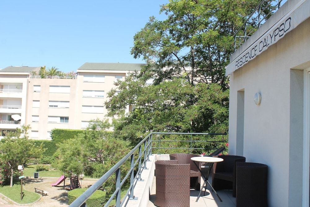 undefined Residence Calypso 8