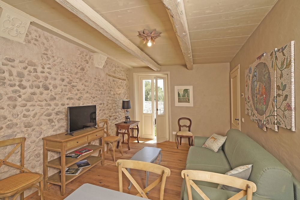 undefined Dogoli Country Apartments 3