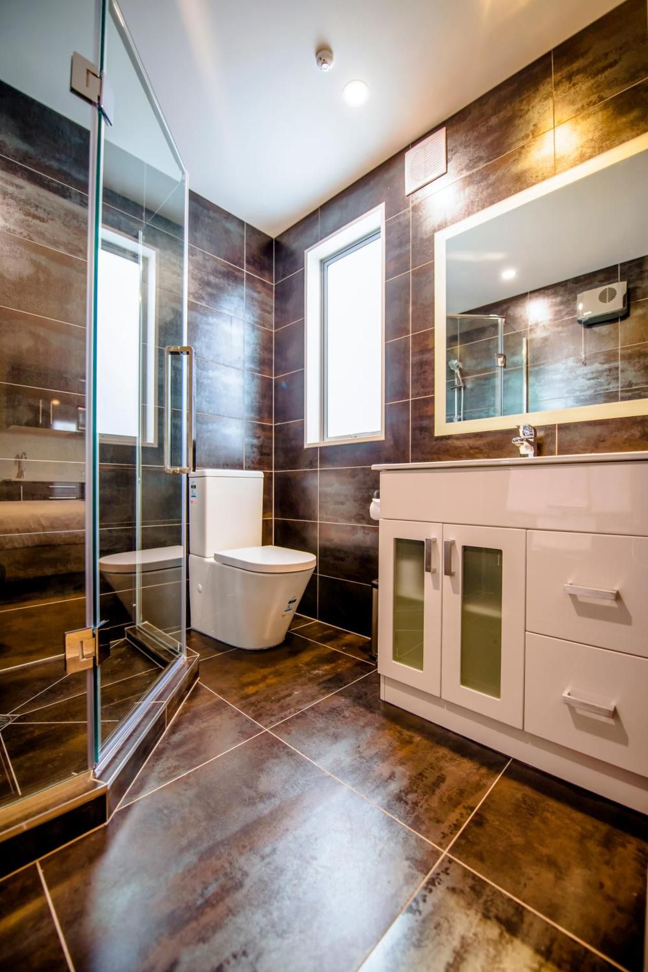 Deluxe King Room with Balcony