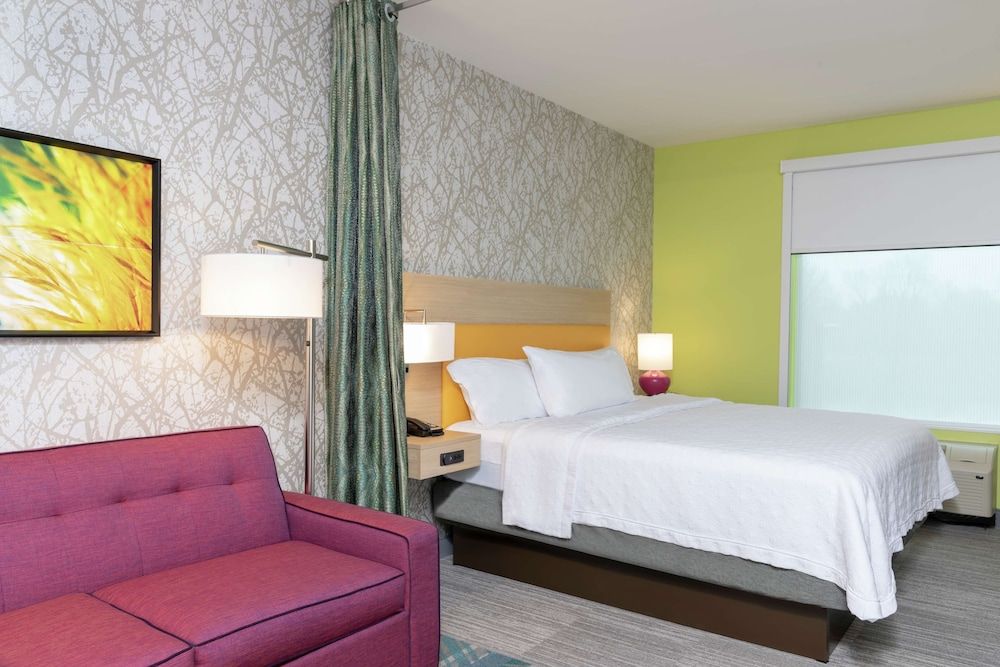 Room, 1 King Bed, Accessible (3x3 Shower, Mobility & Hearing)