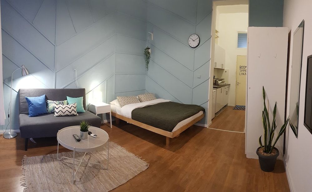 undefined 15 Ben Yehuda Studios 9