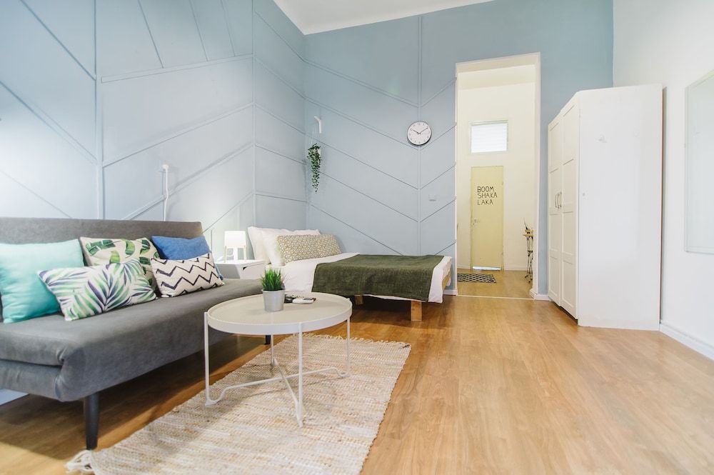 undefined 15 Ben Yehuda Studios