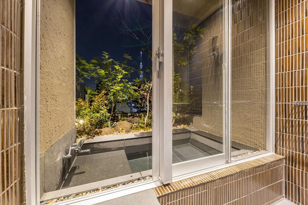 Cyashitsu Ryokan Asakusa cyashitsu Gratte-ciel with open air bath (Skytree view) 4