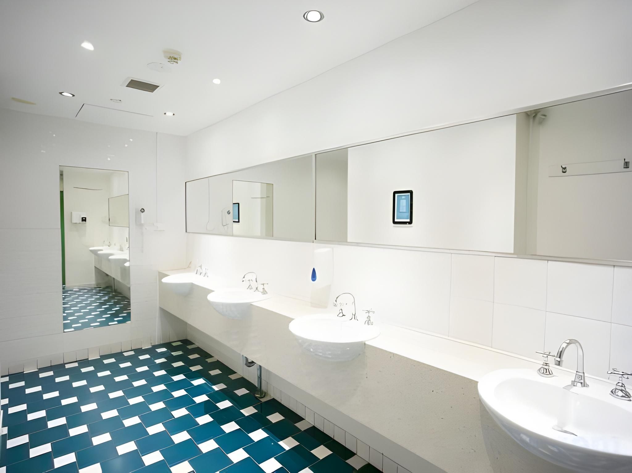 1 Person in 6-Bed Dormitory - Male Only