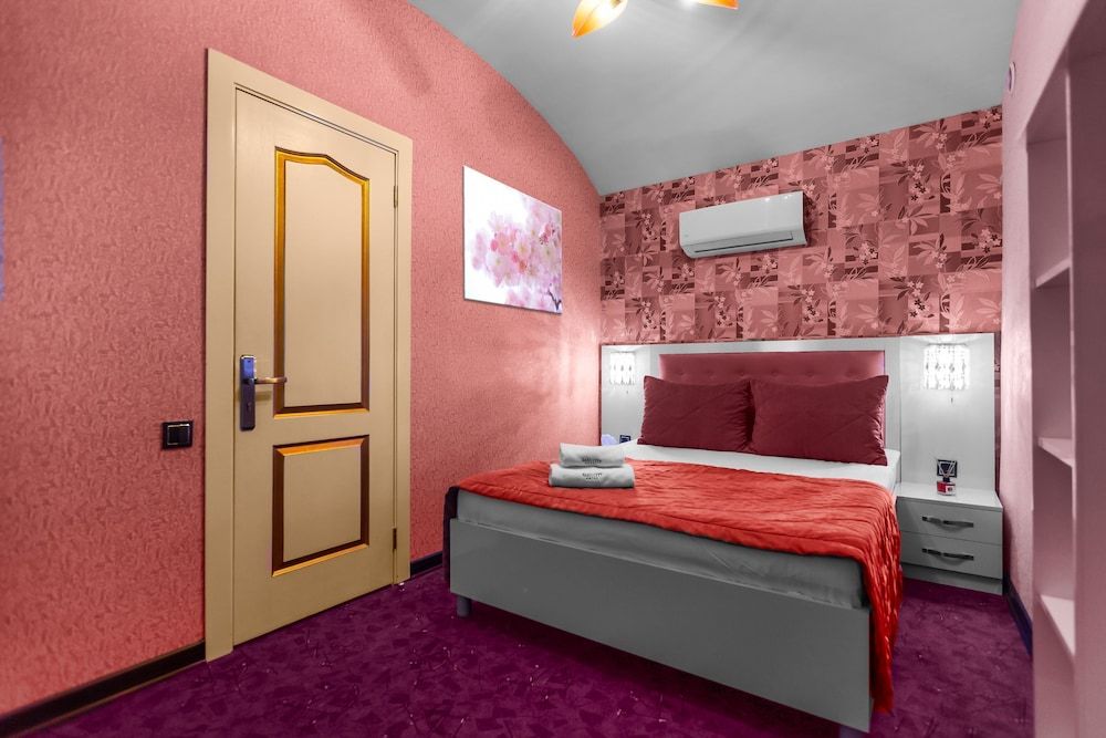 Center Hotel Baku Standard Double Room