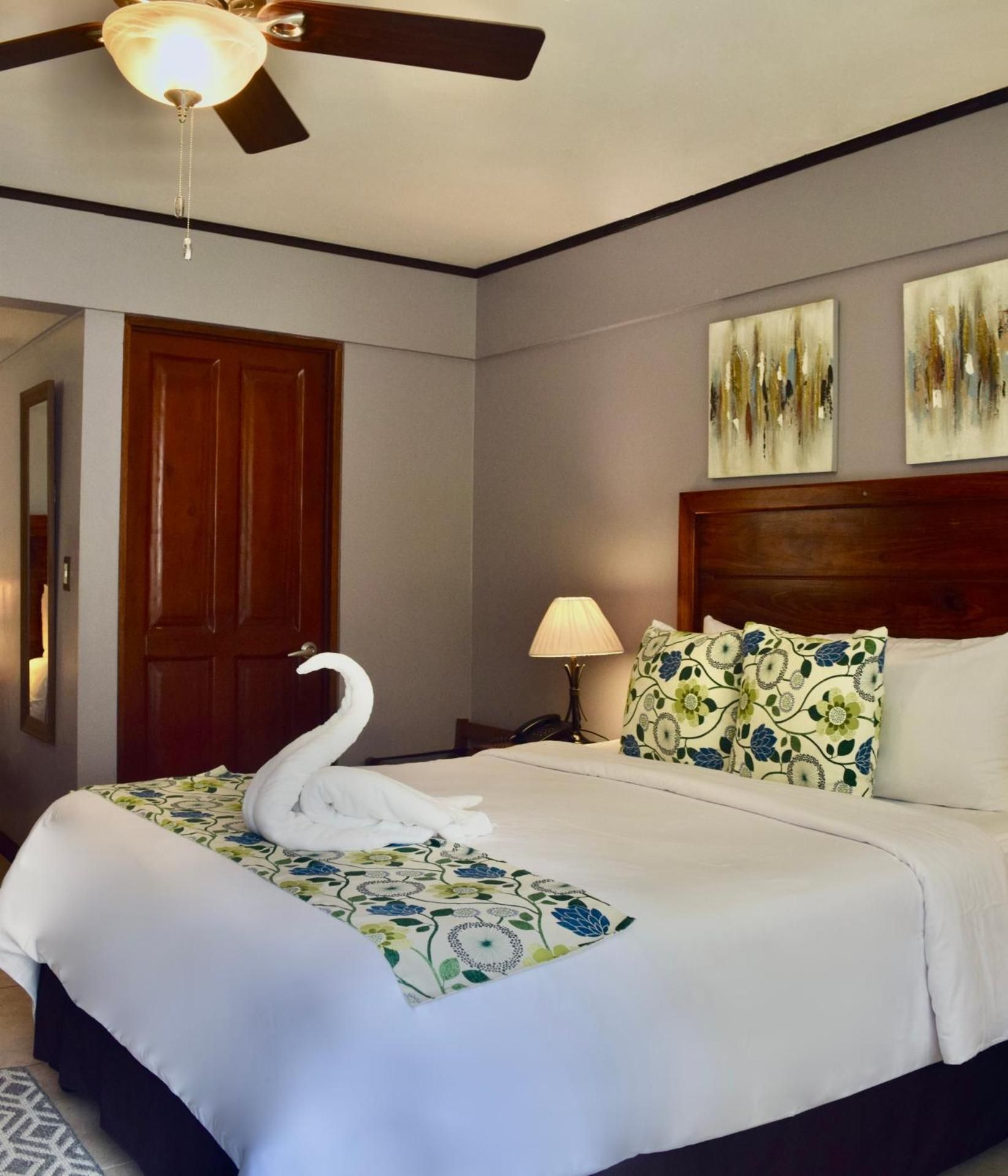 Premium Quadruple Room