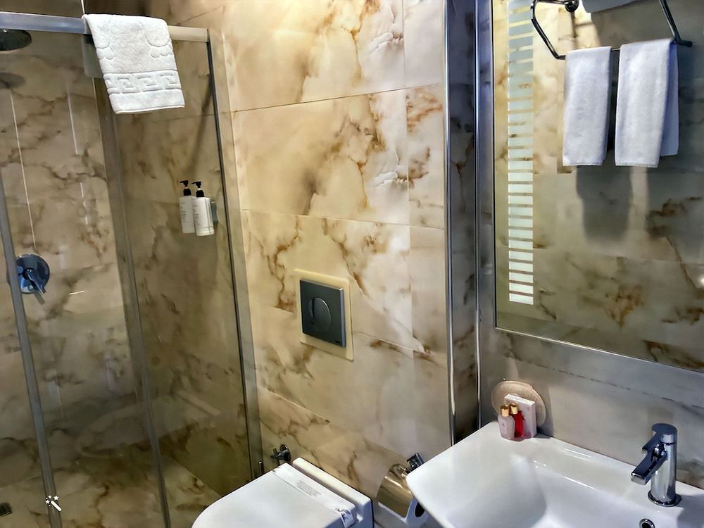 Hotel Zade Luxury Double Room, City View 6