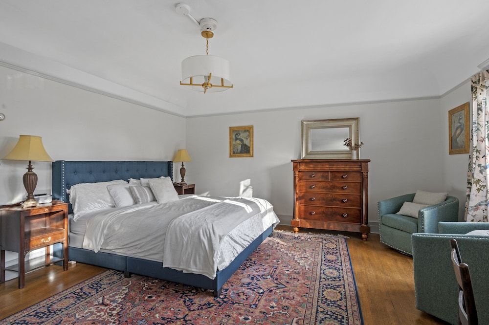 Mansion Room 5