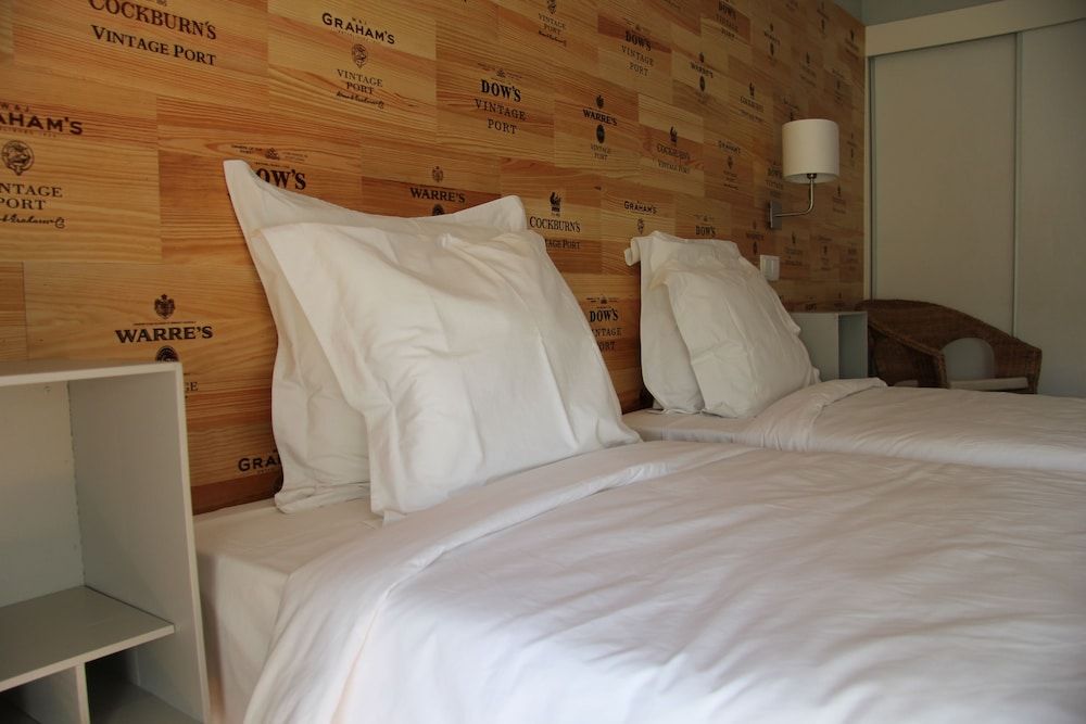 Decanting Porto House Twin Room 2