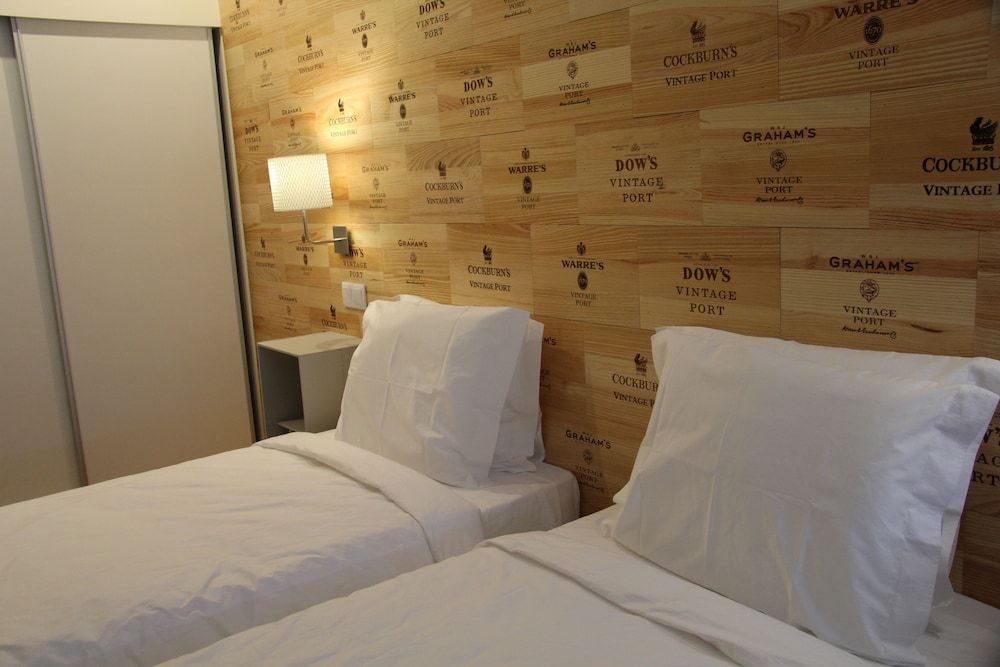 Decanting Porto House Twin Room 3