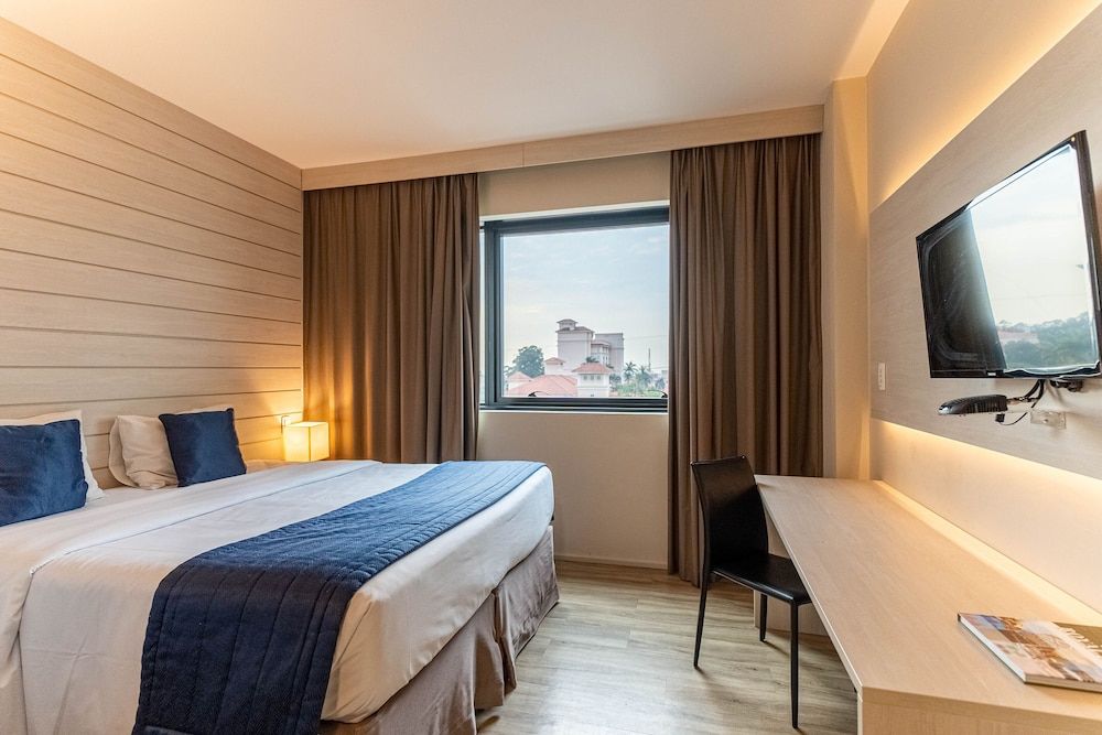Standard Double - Cama queen size