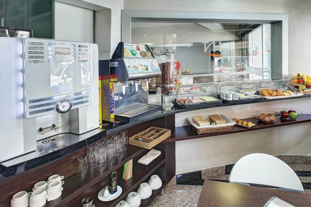 undefined Hotel Nuevo Triunfo 7