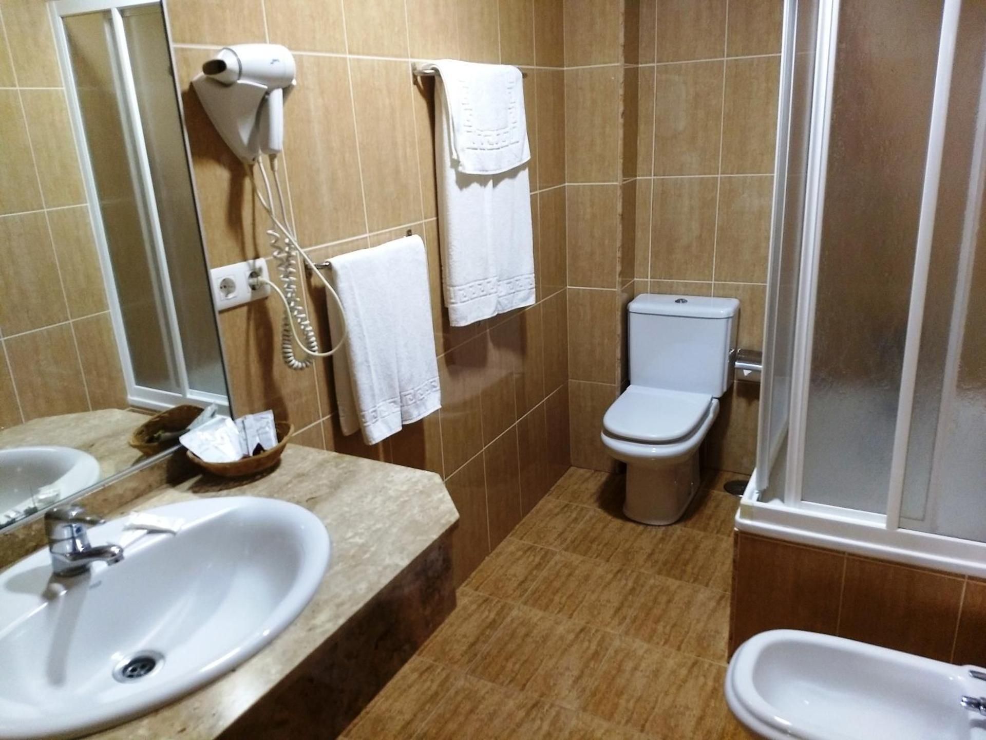Large Single Room