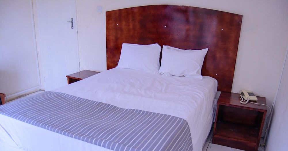 The Palace Guest House Basic Room 4