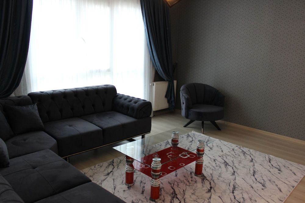 undefined Quars Suite 3