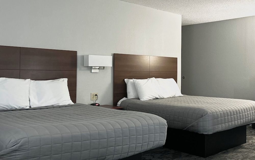 Deluxe Room, 2 Queen Beds, Non Smoking