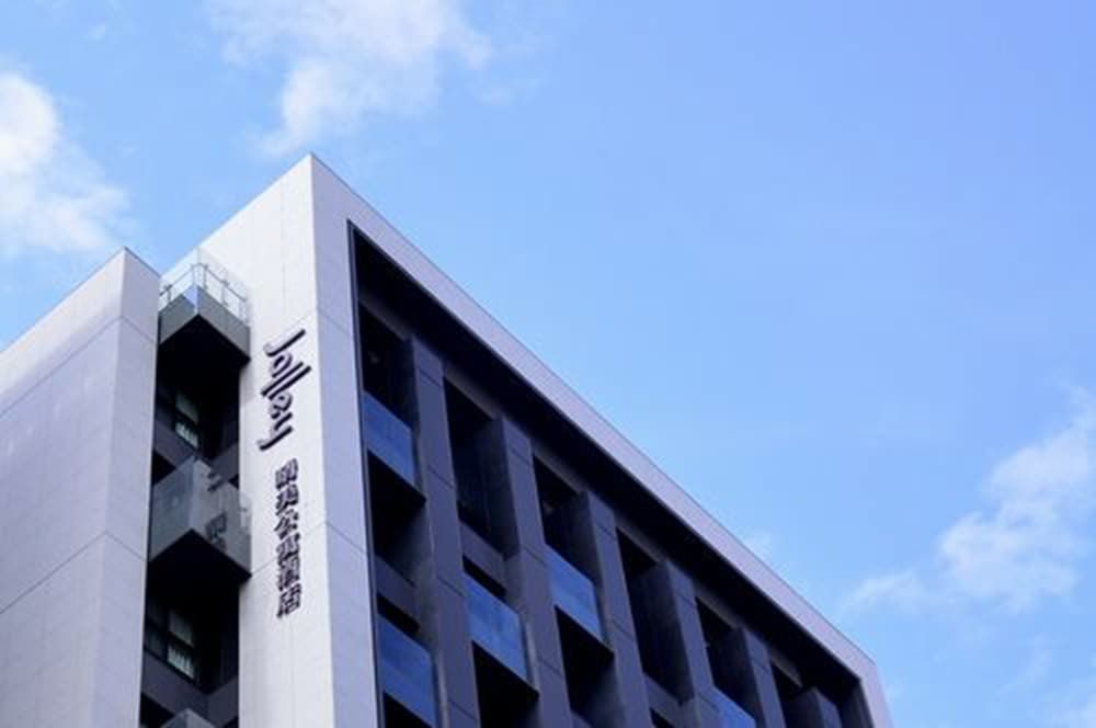 undefined Jolley Hotel 8