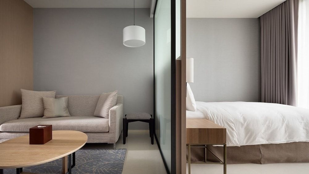 undefined Jolley Hotel 5