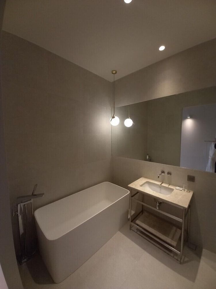 Hotel Libre Deluxe Room 9