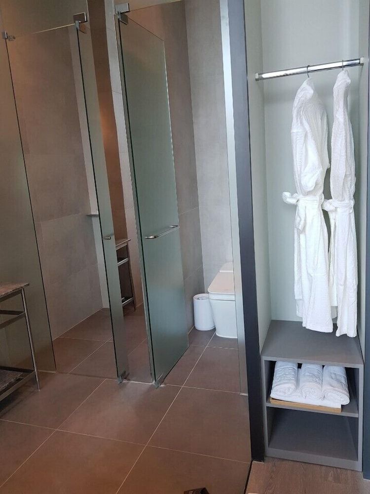 Hotel Libre Deluxe Room 5