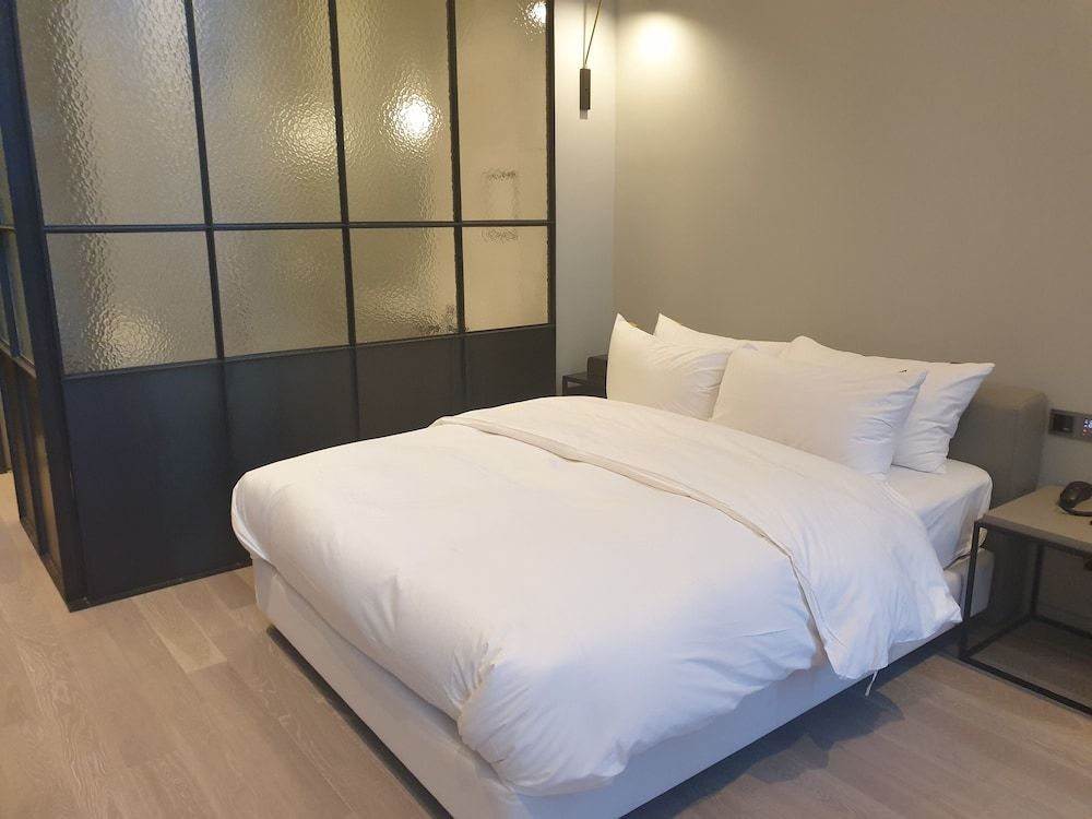 Hotel Libre Deluxe Room 2