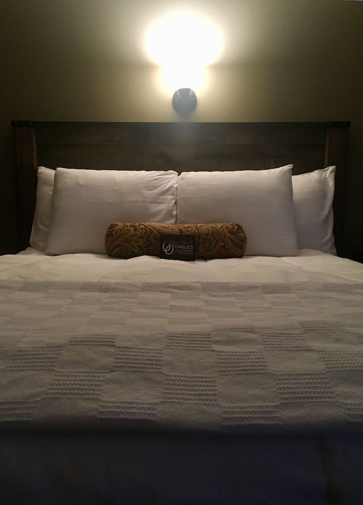 Standard Room, 1 Queen Bed, Non Smoking