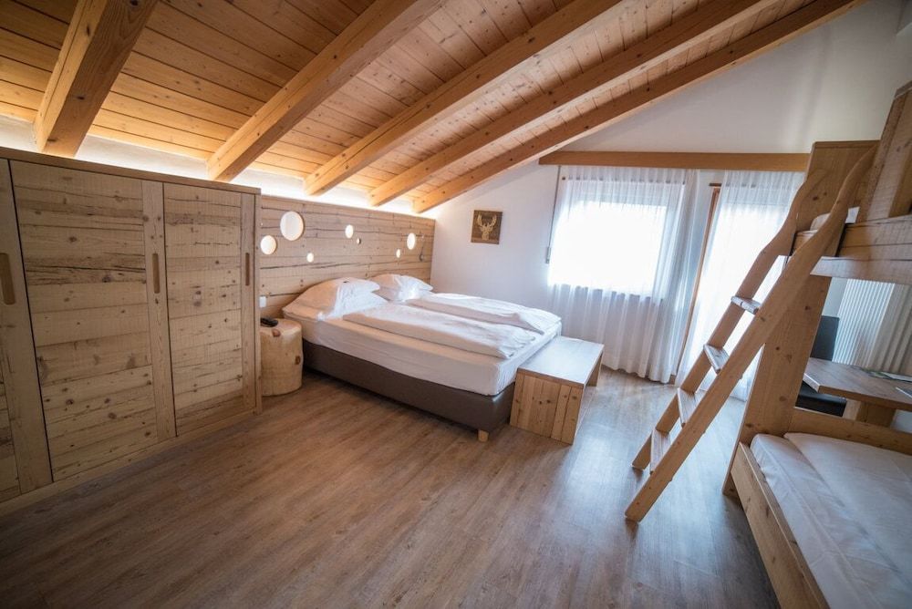 Superior Room (Plus)
