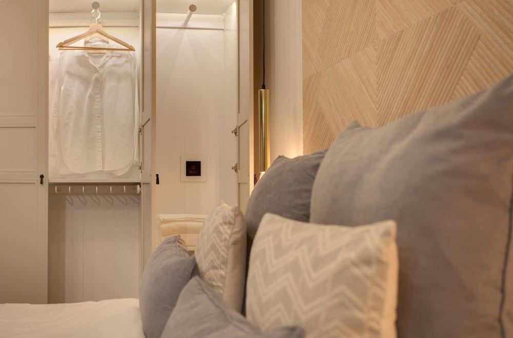 Suites You Soho Standard Room 10