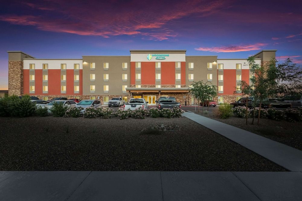 undefined WoodSpring Suites Phoenix-Deer Valley 6