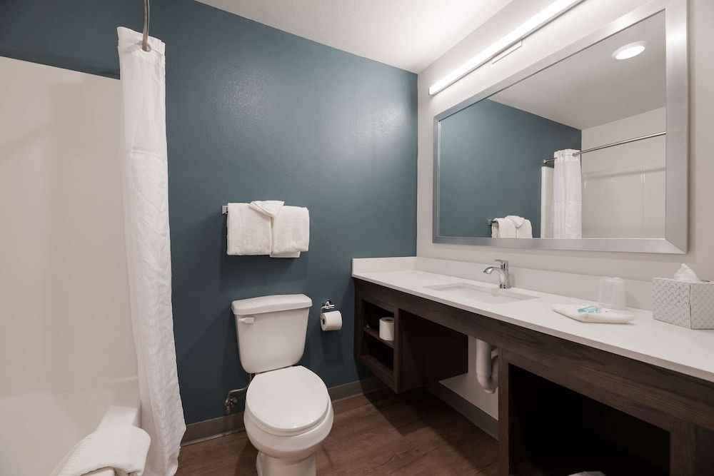 undefined WoodSpring Suites Phoenix-Deer Valley 8