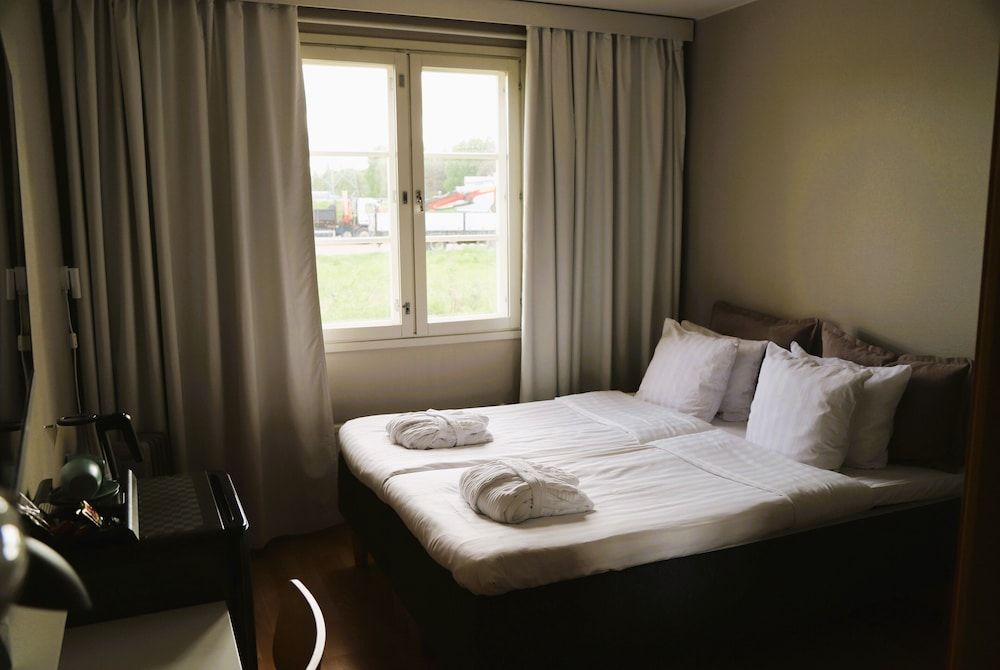 Hotelli Jokipuisto Superior Double Room 6