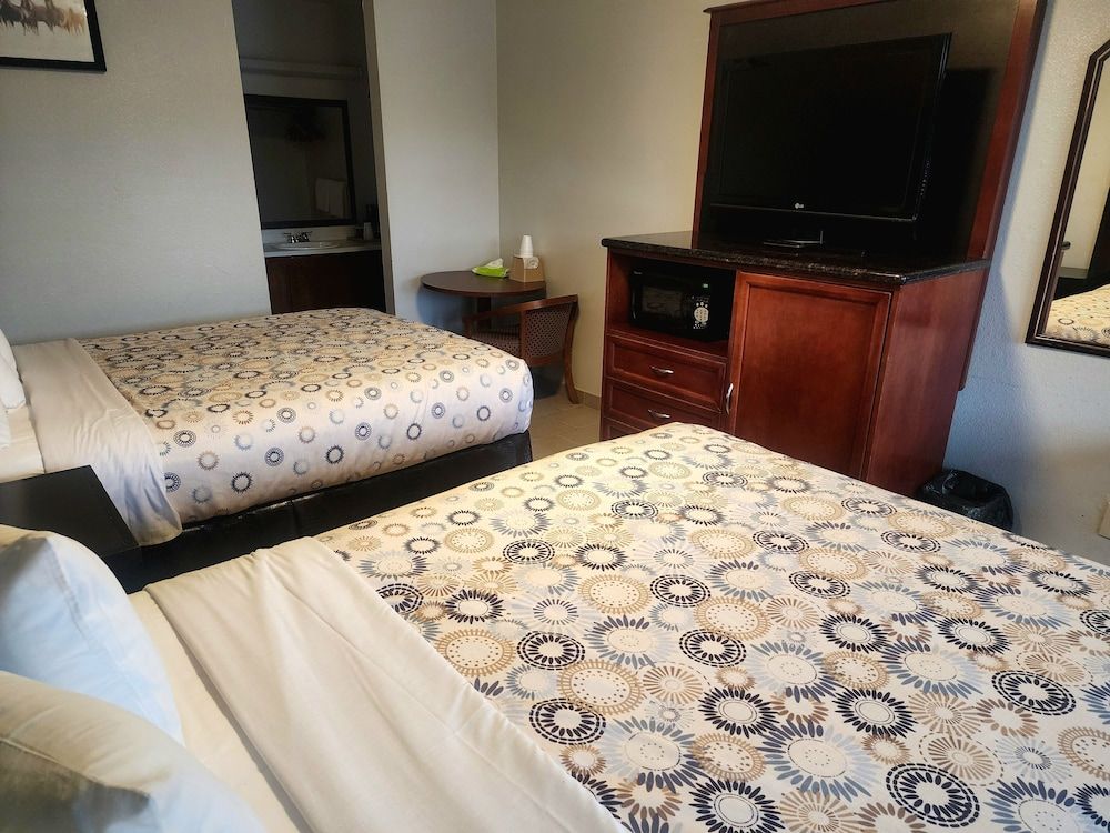 Room, 2 Queen Beds