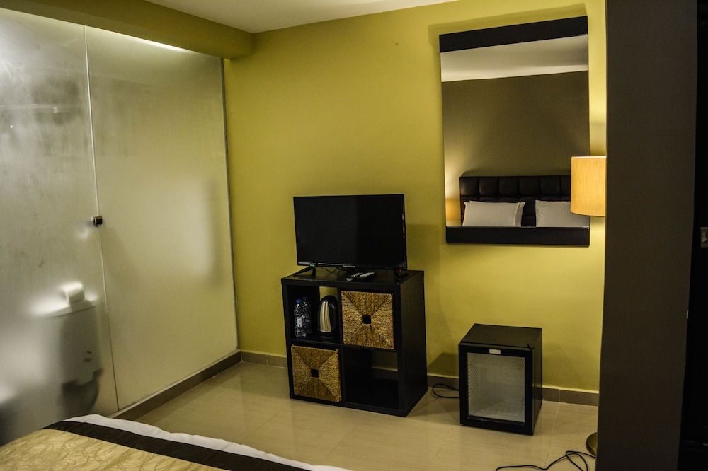 Ata Ali Hotel Triple Room, 3 Twin Beds 5