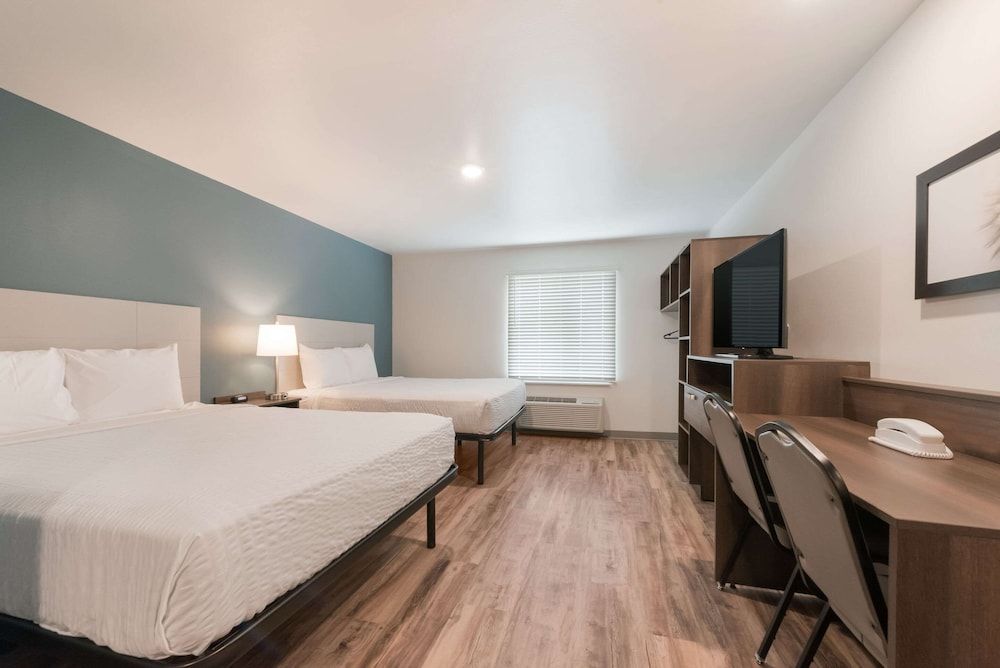 Room, 2 Queen Beds, Accessible, Non Smoking (Accessible Tub)