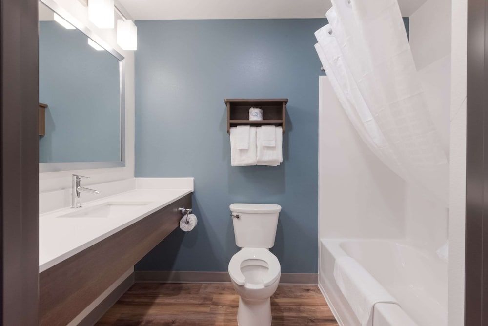 Woodspring Suites Philadelphia Northeast Standard Room, 2 Queen Beds, Non Smoking 4